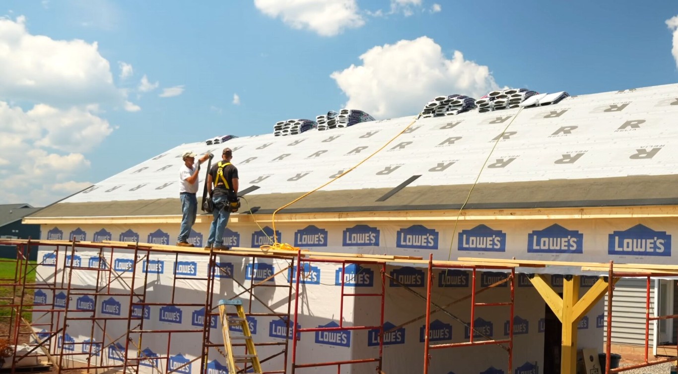 Commercial roofing services in Pacifica, CA